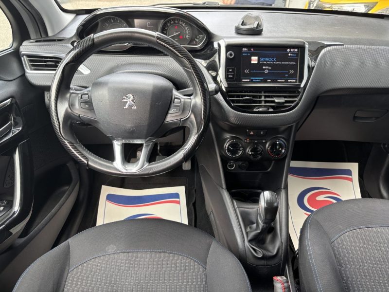 PEUGEOT 208 2017