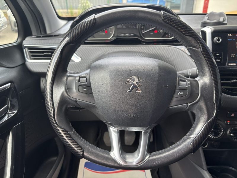 PEUGEOT 208 2017