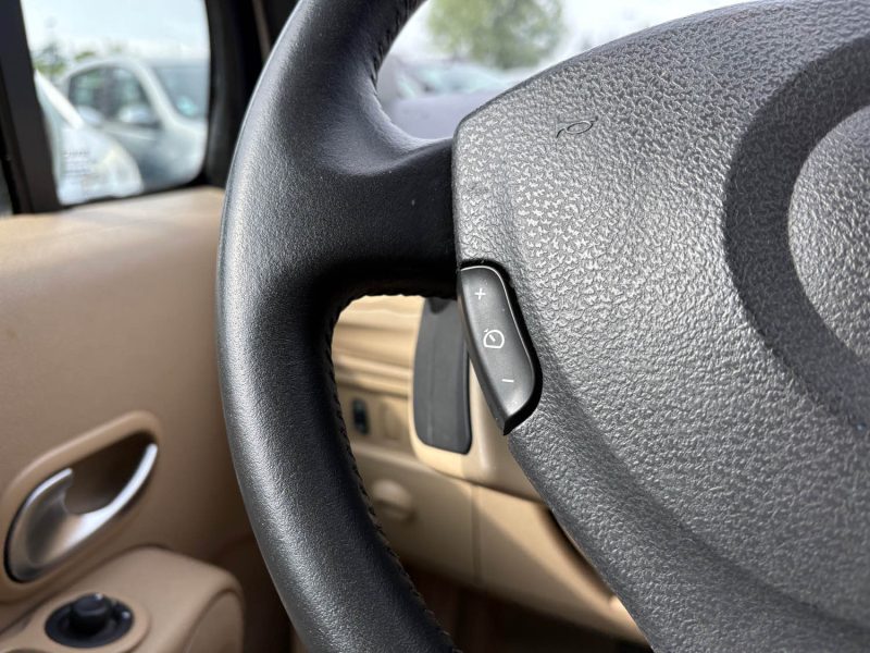 RENAULT Modus 1.6 i 16V 110 cv Boîte auto moteur changé avec 110 000 km