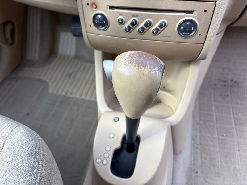 RENAULT Modus 1.6 i 16V 110 cv Boîte auto moteur changé avec 110 000 km