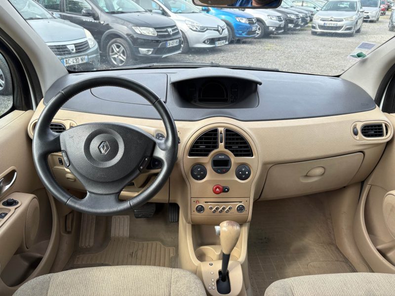 RENAULT Modus 1.6 i 16V 110 cv Boîte auto moteur changé avec 110 000 km