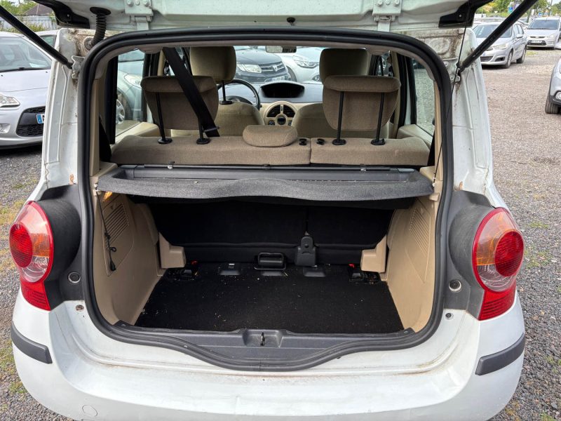 RENAULT Modus 1.6 i 16V 110 cv Boîte auto moteur changé avec 110 000 km