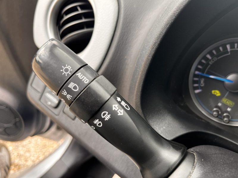 TOYOTA YARIS HYBRID Dynamic Pack Zen 03/2014