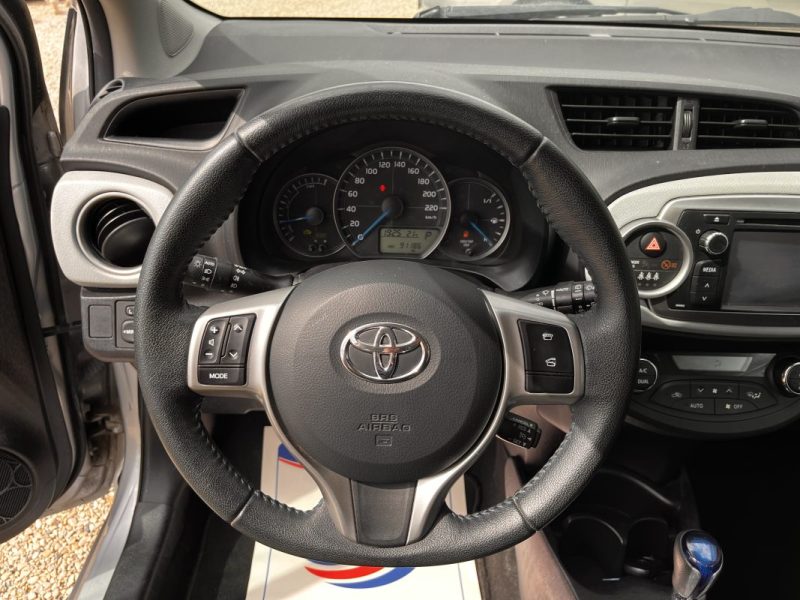 TOYOTA YARIS HYBRID Dynamic Pack Zen 03/2014