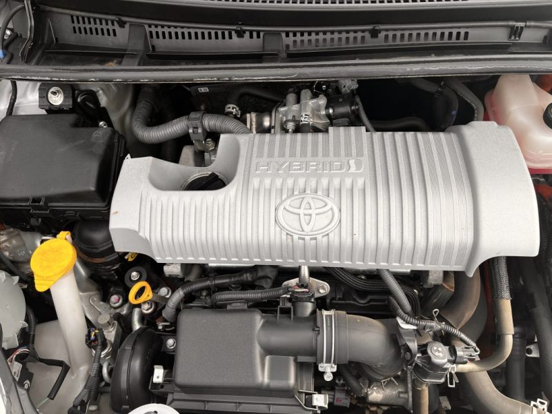 TOYOTA YARIS HYBRID Dynamic Pack Zen 03/2014