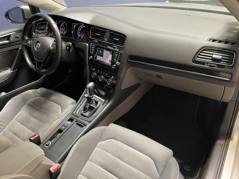 VOLKSWAGEN GOLF 2014