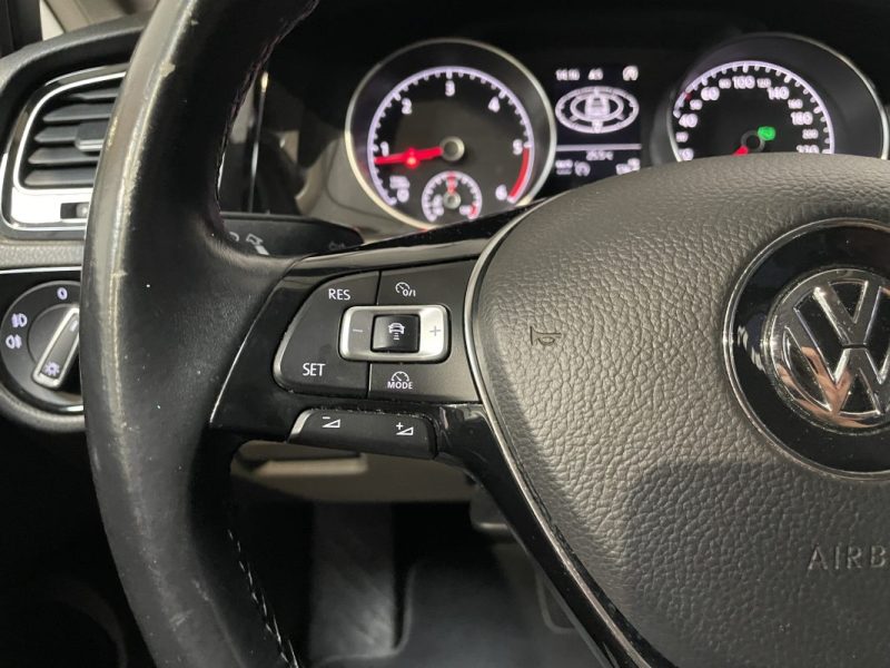 VOLKSWAGEN GOLF 2014