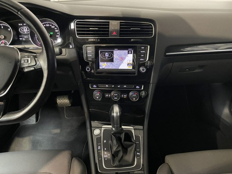 VOLKSWAGEN GOLF 2014