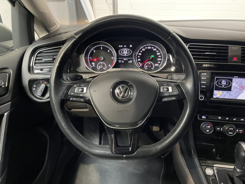 VOLKSWAGEN GOLF 2014
