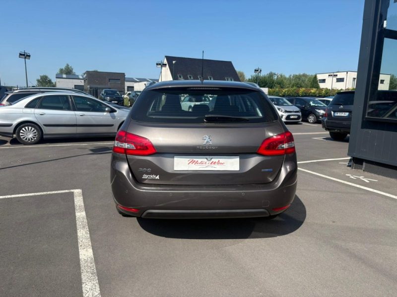PEUGEOT 308 2016