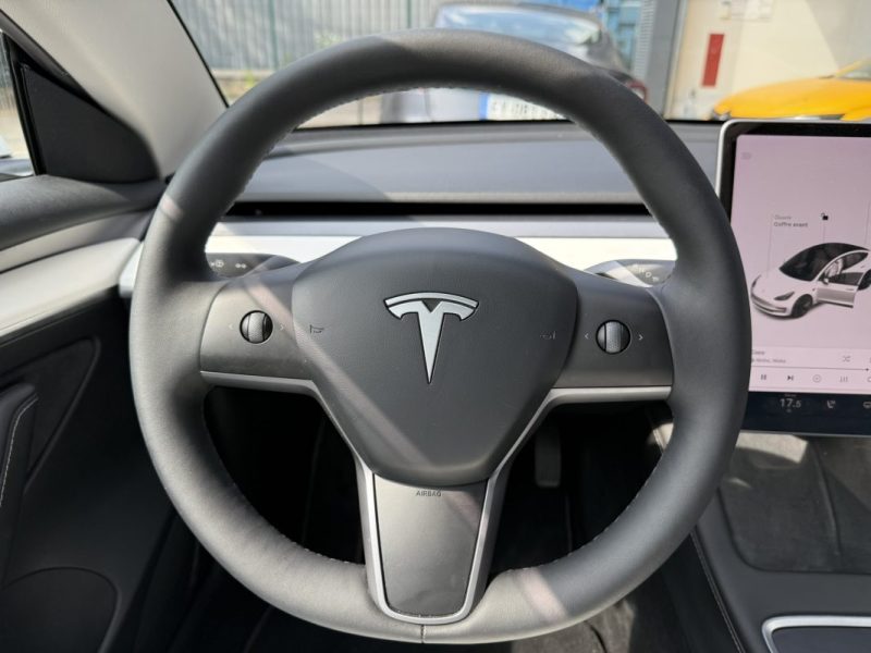TESLA MODEL 3 325cv 