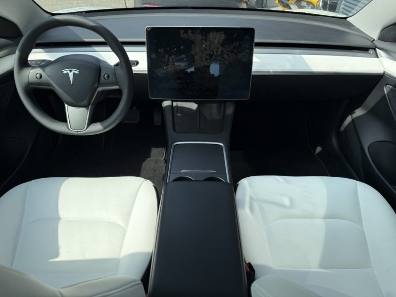TESLA MODEL 3 325cv 