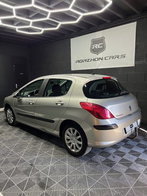 PEUGEOT 308 1.6 HDi 110ch BVM5 BLUE LION