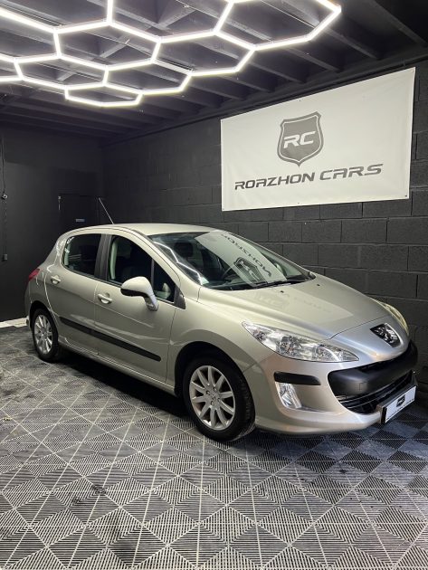 PEUGEOT 308 1.6 HDi 110ch BVM5 BLUE LION