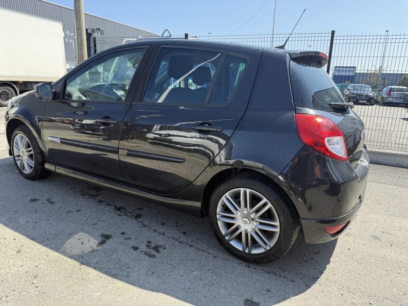 RENAULT CLIO 2010