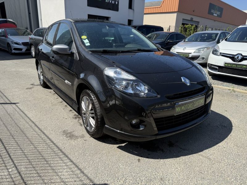 RENAULT CLIO 2010