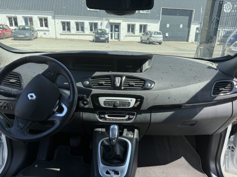 RENAULT MEGANE SCENIC 2016