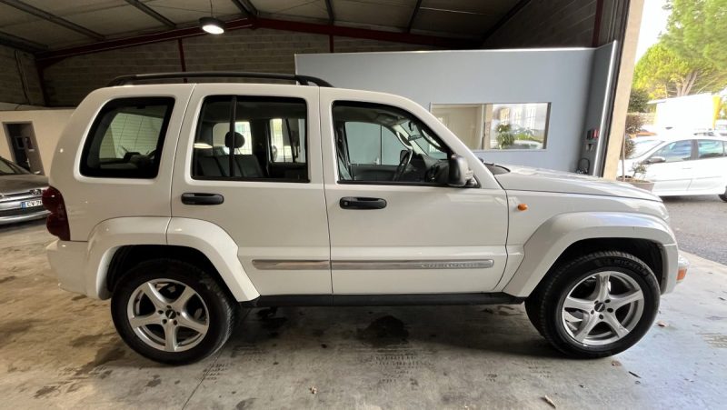 JEEP CHEROKEE 2006