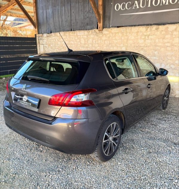 PEUGEOT 308 2015