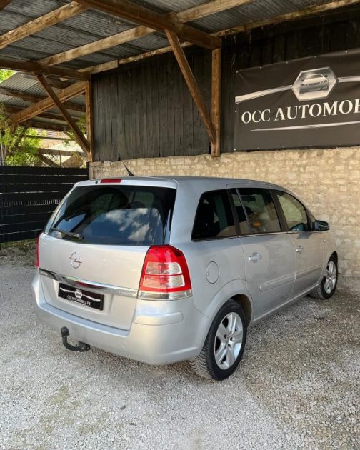 OPEL ZAFIRA 2009