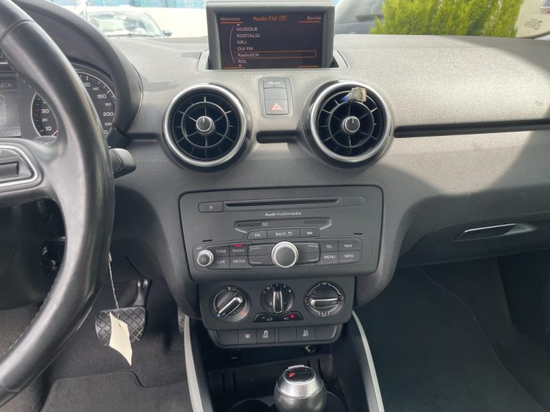 AUDI A1 2011
