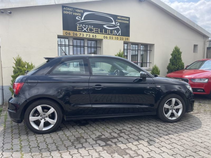 AUDI A1 2011