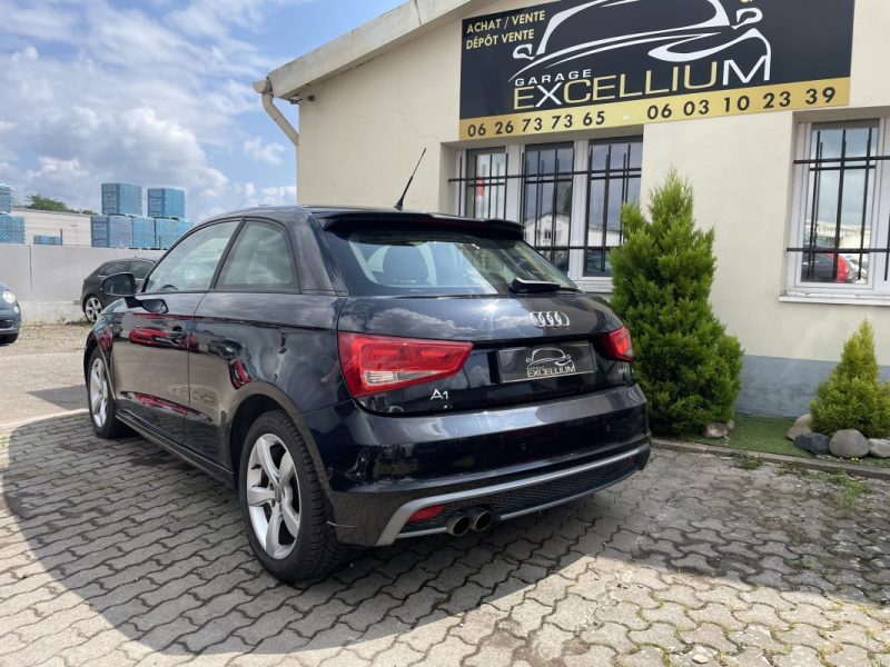 AUDI A1 2011