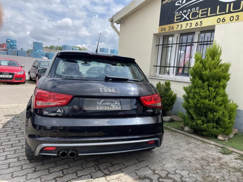AUDI A1 2011