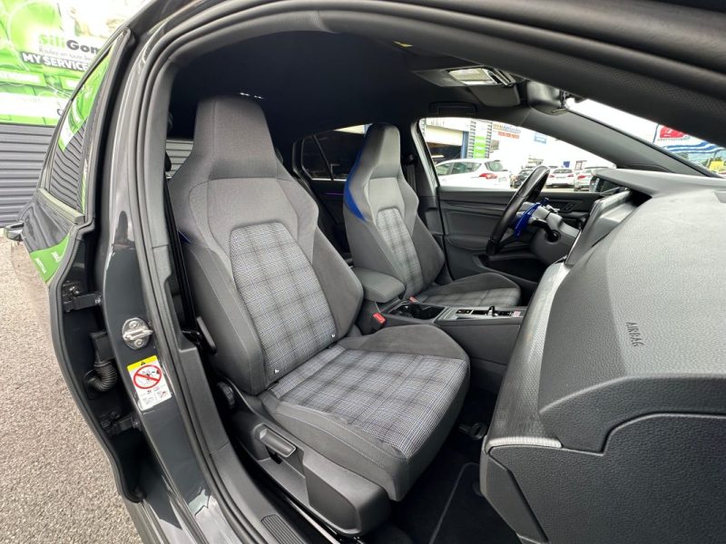 VOLKSWAGEN GOLF GTE 2021