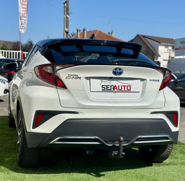 TOYOTA C-HR 2021