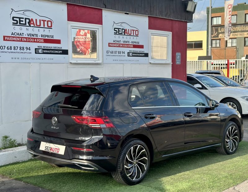 VOLKSWAGEN GOLF 2022