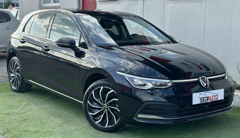 VOLKSWAGEN GOLF 2022