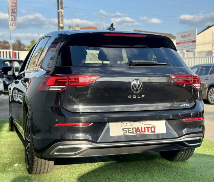 VOLKSWAGEN GOLF 2022