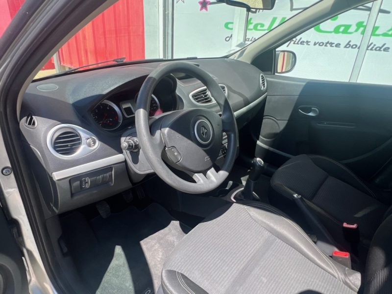 RENAULT CLIO 2012