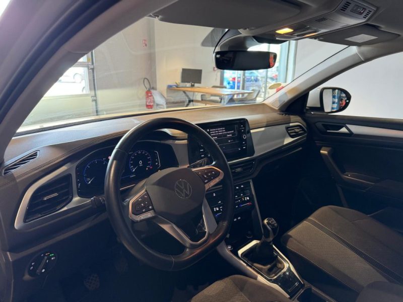 VOLKSWAGEN T-ROC 2022