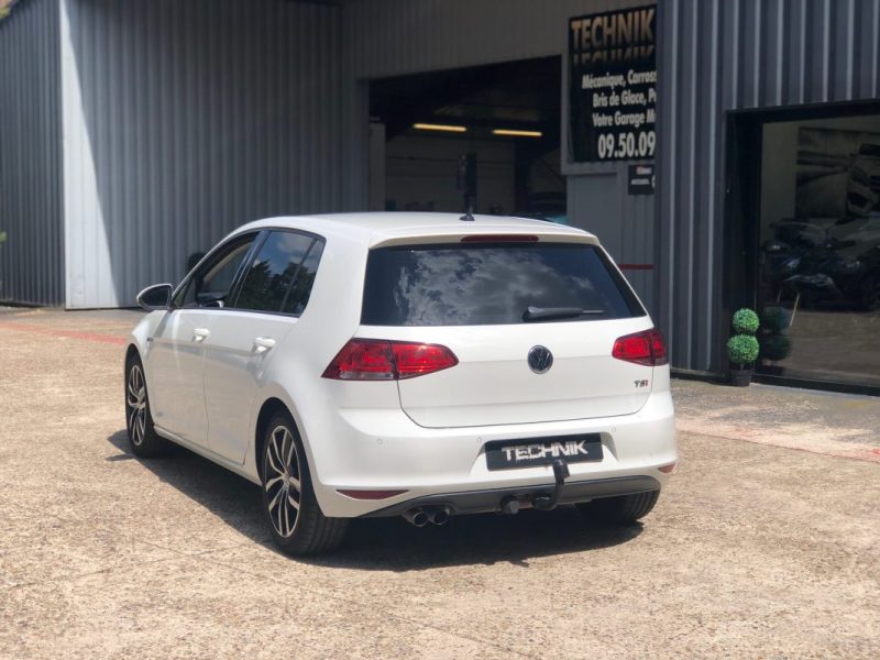 VOLKSWAGEN GOLF 2015