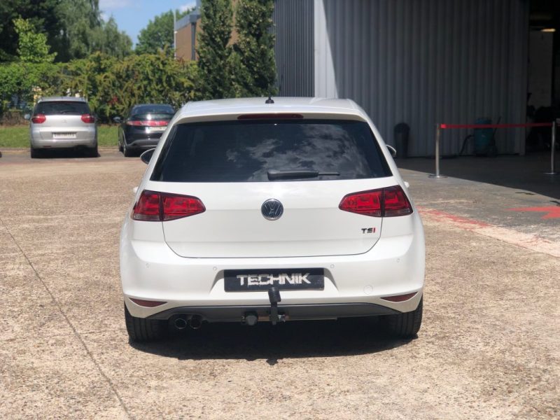 VOLKSWAGEN GOLF 2015