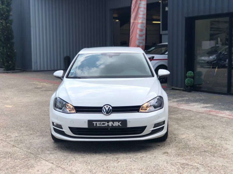VOLKSWAGEN GOLF 2015