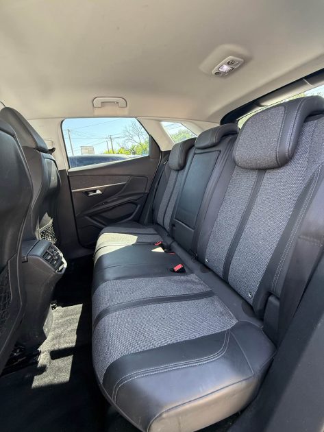 PEUGEOT 3008 ALLURE BUSINESS 1,6 HDI 120