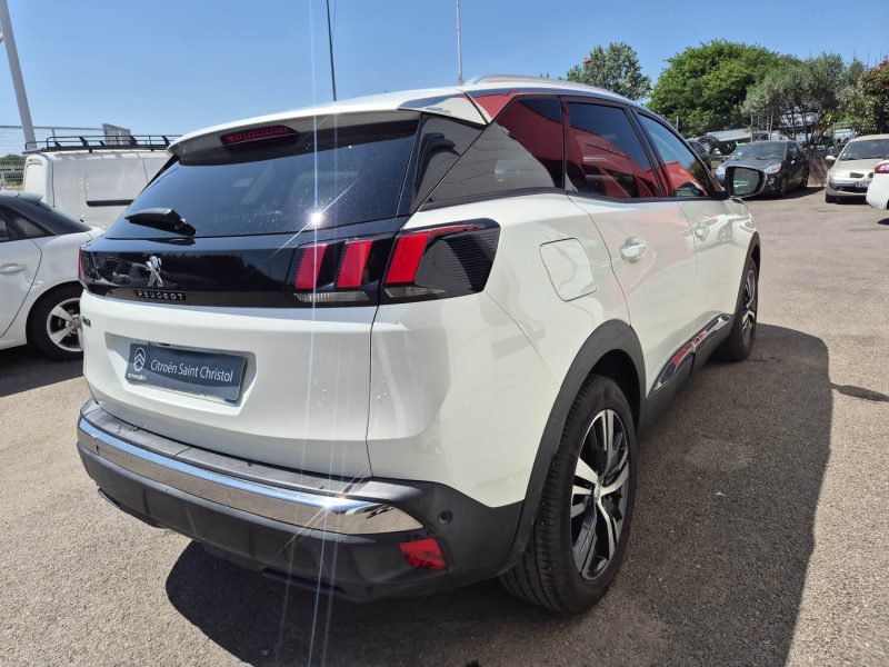 PEUGEOT 3008 2020