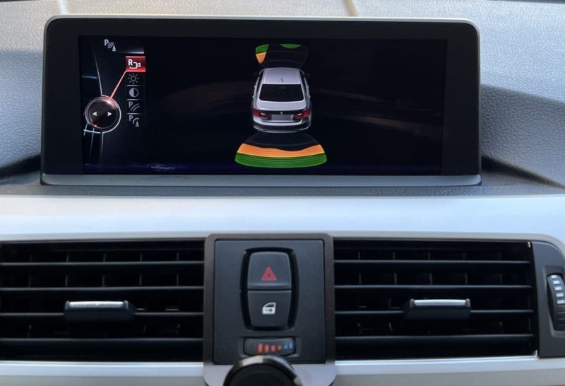 BMW SERIE 3 F30 318D 2.0 143 Cv GRAND GPS INTERIEUR CUIR CAMERA RECUL - GARANTIE 6 MOIS