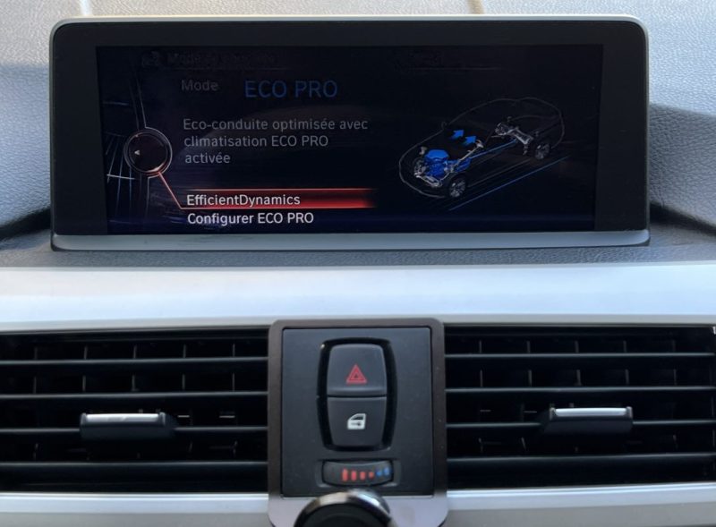 BMW SERIE 3 F30 318D 2.0 143 Cv GRAND GPS INTERIEUR CUIR CAMERA RECUL - GARANTIE 6 MOIS