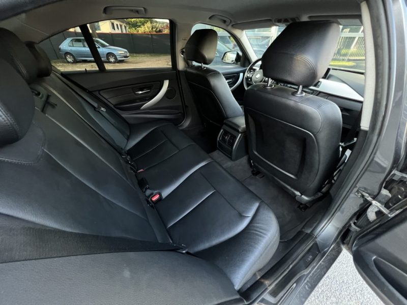 BMW SERIE 3 F30 318D 2.0 143 Cv GRAND GPS INTERIEUR CUIR CAMERA RECUL - GARANTIE 6 MOIS