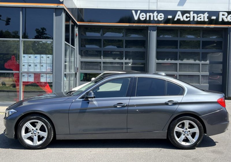 BMW SERIE 3 F30 318D 2.0 143 Cv GRAND GPS INTERIEUR CUIR CAMERA RECUL - GARANTIE 6 MOIS