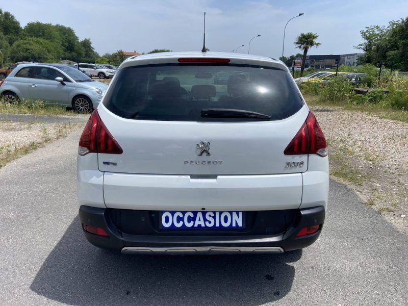PEUGEOT 3008 1.2 130CV BUSINESS
