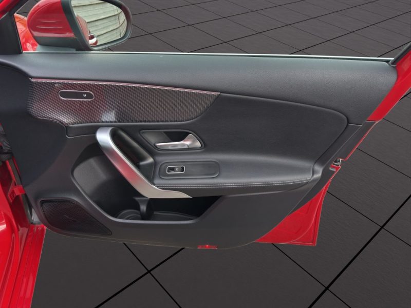 MERCEDES CLASSE A 200 PROGRESSIVE LINE 7G-DCT 