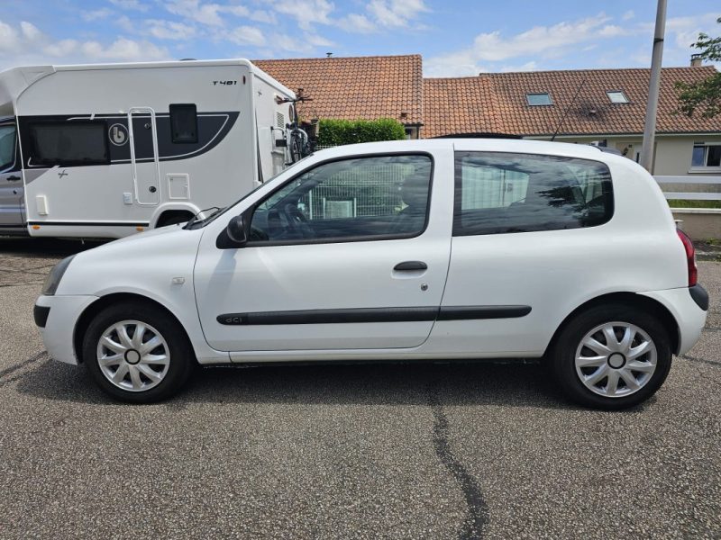 RENAULT CLIO 2005