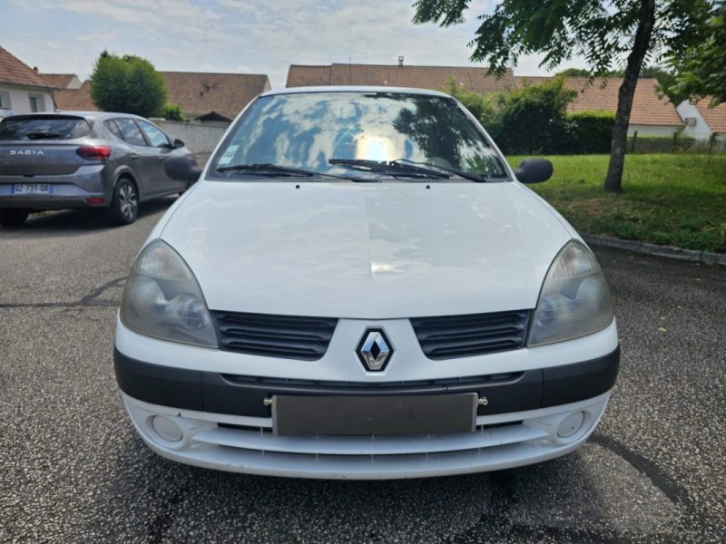 RENAULT CLIO 2005