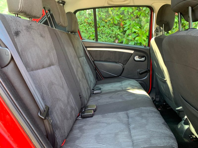 DACIA SANDERO 2010 1.4i 