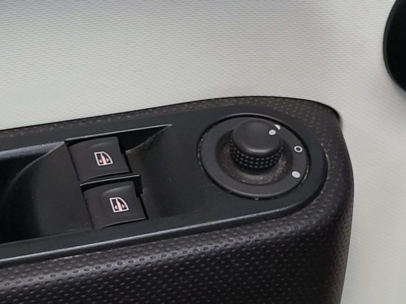 RENAULT TWINGO III 1.0 SCe 70cv Intens BVM5